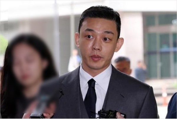 Yoo Ah-in denies allegations of forcing a YouTuber to smoke marijuana...