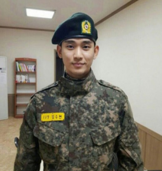 'Queen of Tears' Kim Soo-hyun participates in reserve force training ahead of the end of the show, 
