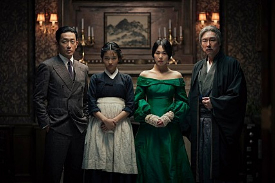 Starring in the movie, Kim Min-hee, Kim Tae-ri, Ha Jung-woo ... Hong Sang-soo is famous for Kim Min-hee!