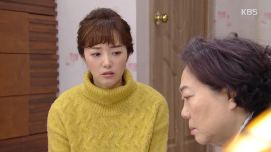 Yang Hee-kyung is sixty-six years old, her sister is singer Yang Hee-eun, and her son is actor Han Seung-hyun!