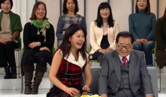 Yuji and age fifty-year-old, the national song, and the woman instead of MC Song Hae son!