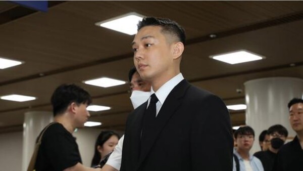 Yoo Ah-in appeals for leniency after mentioning his father's death in the appeal trial and proceeds with the trial