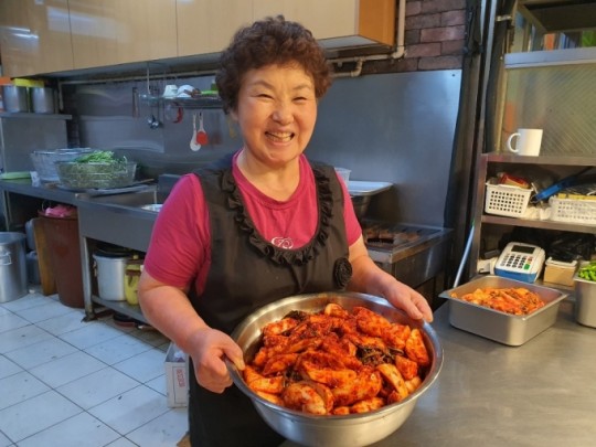 'Master of Life' Gwanak-gu Sillim-dong Hermetic kimchi expert, Seodaemun-gu Shinchon glutinous rice cake expert, Pen turning expert, Yongin Soba (buckwheat noodle expert) Location?