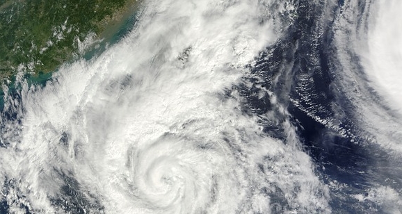 Jeju Airport, Thunderstorms, Strong Storms, Heavy Storms