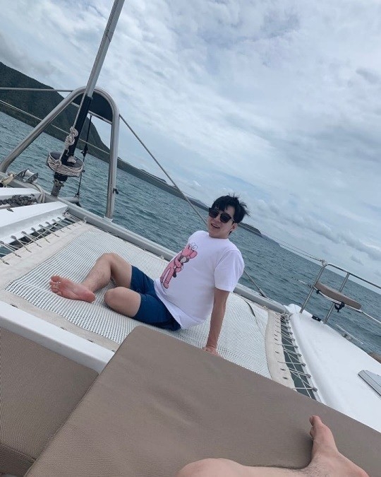 ‘박유환’ is having a leisurely time