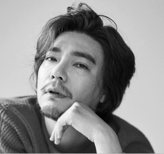 Who is Jae-wook Lim, the wedding position?