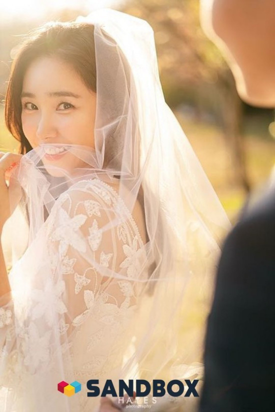 Choi Hee's wedding announcement, at the age of thirty five, wedding march in late April!