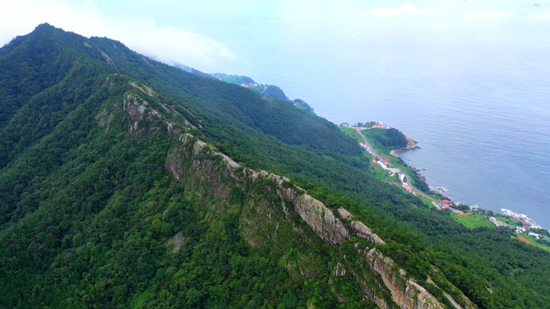 Namhae Seolheulsan, Gacheon Village Mongdol Coast and Makgeolli famous, Geumsan, Hallyeohaesang National Park Boriam famous!