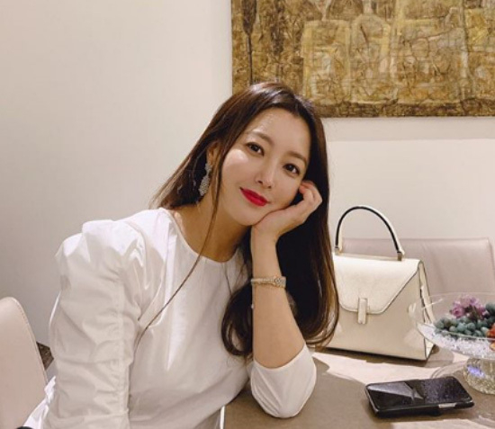 Kim Hee-seon's official position, warm and beautiful talk