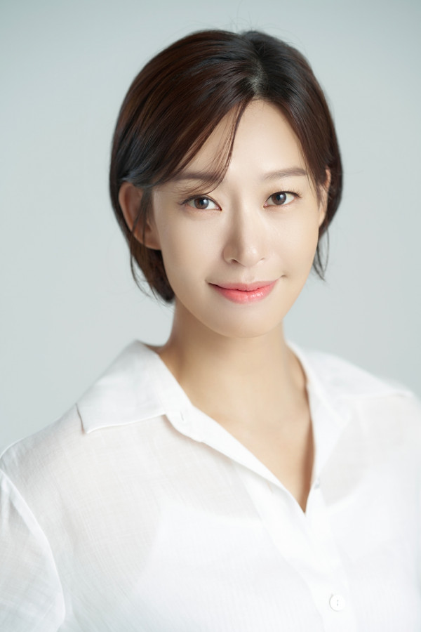 ‘Your Honor’ and ‘Pyramid Game’ popular actress Jeong Ae-yeon... makes a surprise appearance as Jeong Seok-yong’s wife in ‘Good Partner’!