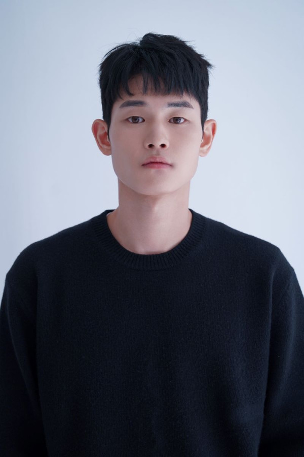 Actor Kim Jeong-jin, ‘such a close traitor’, cast in Coupang Play series ‘Newtopia’…