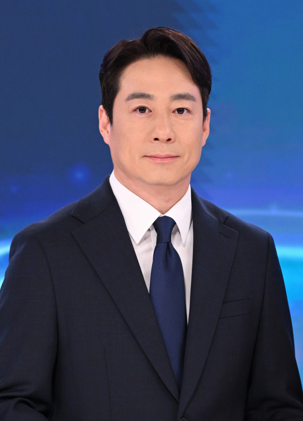 KBS selects reporter Choi Moon-jong as new anchor for 'KBS News 9'‧‧‧ Reporter Kim Nana on 'KBS News Plaza'